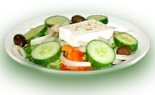 Šopský salát s balkánským sýrem